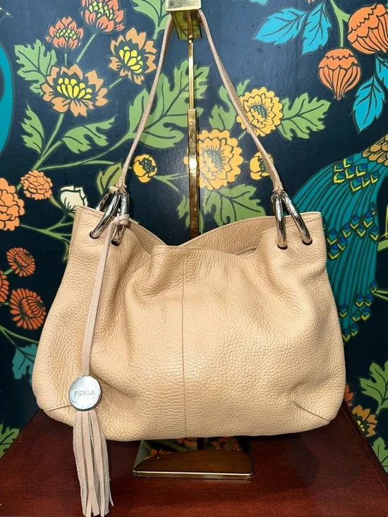 Furla Pebbled Leather Shoulder Tote Beige Tassel Made in Italy - Picture 3 of 12